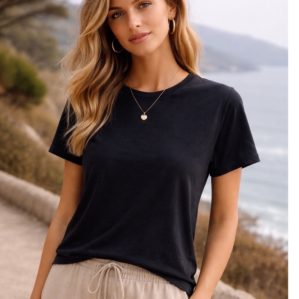 RE/DONE Hanes T-Shirt Womens Small Black Excellent Short Sleeve Crew Neck Cotton